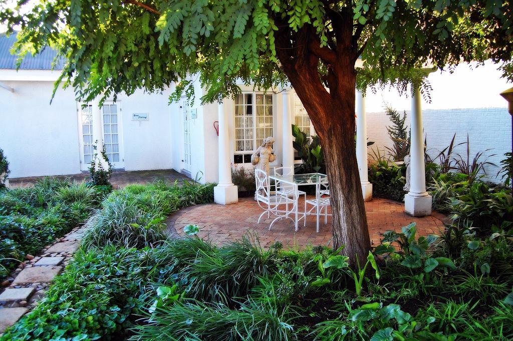A Tapestry Garden Guest House Potchefstroom Kültér fotó